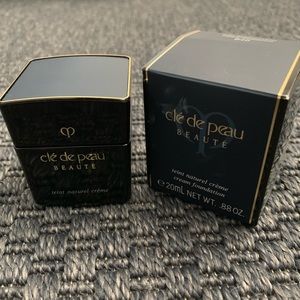 Cle de Peau Cream Foundation